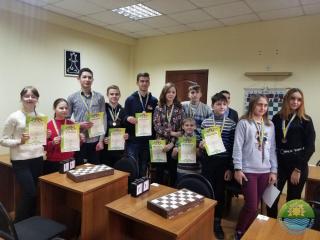 Районні змагання з шахів «Біла тура»
