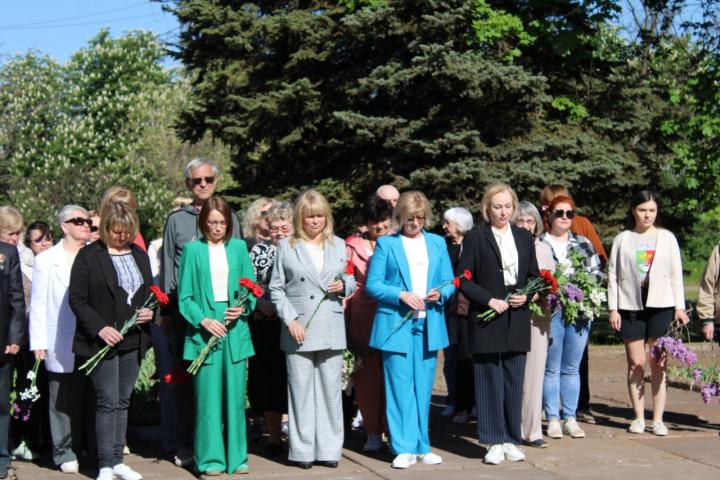 У Саксаганському районі вшанували пам’ять загиблих у Другій світовій війні.