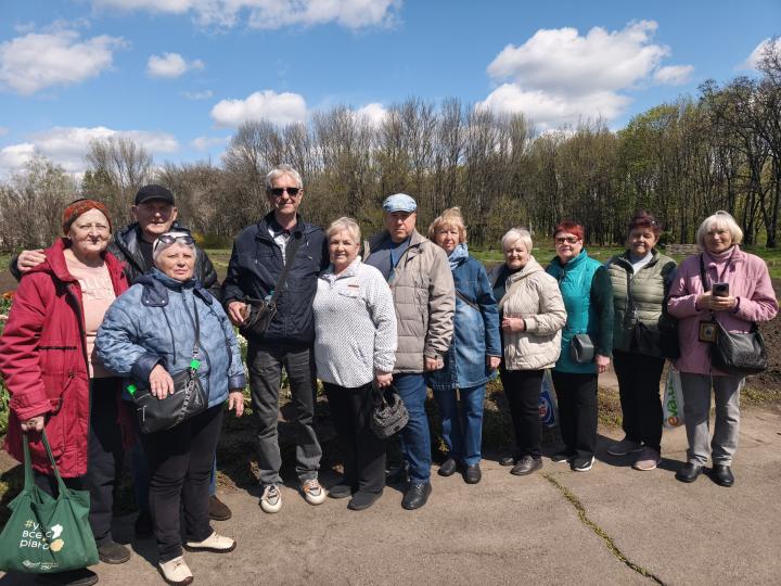 Екскурсія до Криворізького ботанічного саду Національної академії наук України для членів громадської організації «Саксаганська організація м. Кривого Рогу «Союз Чорнобиля»