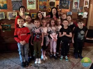 Виставка робіт Ірини Бедрак «Кольоровий світ»