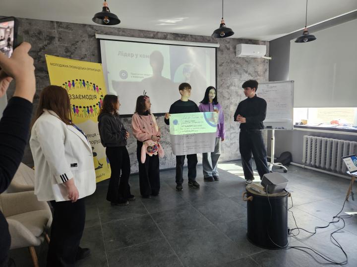 Формування лідерських якостей: теорія та практика.