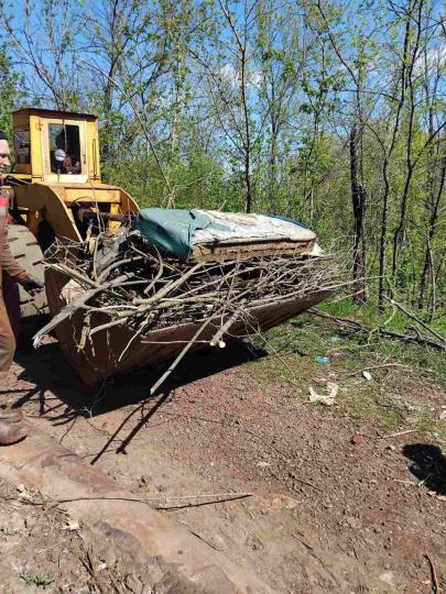 Проведено прибирання ще однієї пам’ятки природного заповідного фонду на території району