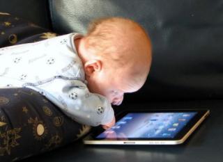 Онлайн-оформлення документів немовлят