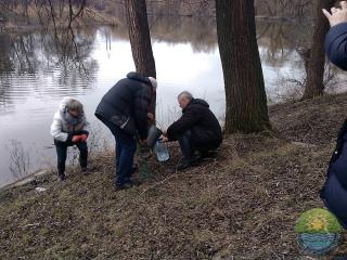 У річці Саксагань відібрано проби води для хімічного аналізу