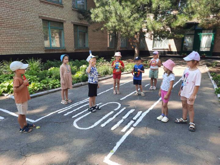 IMG-cc91149eff01939f31d54e39b2887b3e-V.jpg